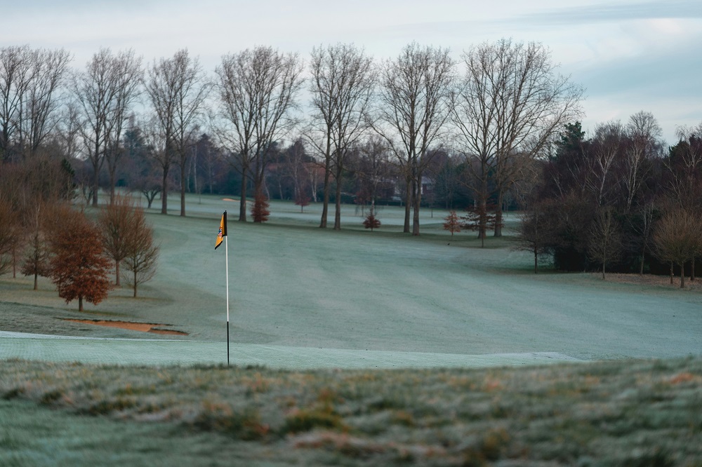 Top Men's Winter Golf Fashion Essentials to Stay Stylish and Warm